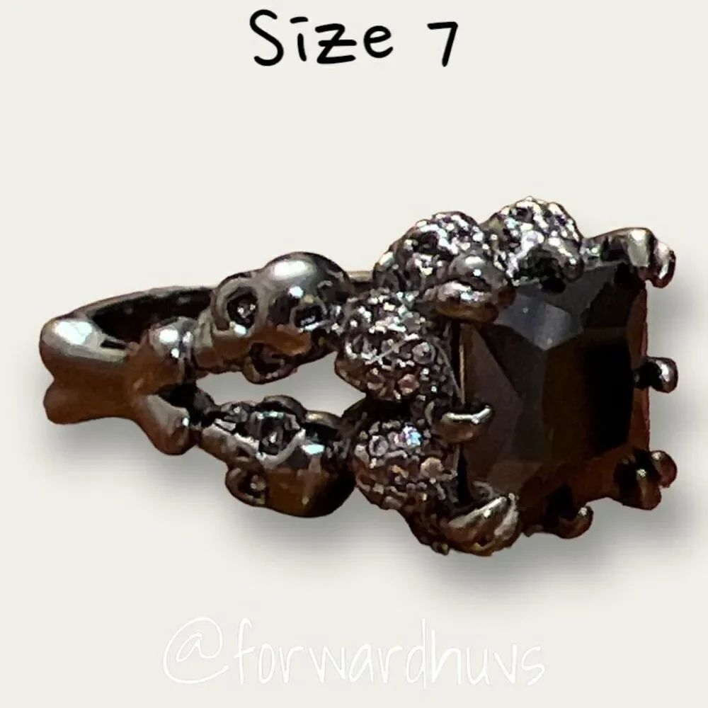 Gunmetal 90’s Steampunk Skull and Bone Victorian Goth Ring Size 7